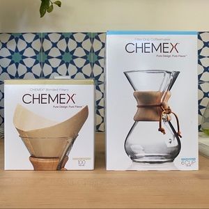 Chemex 6 cup Pour-Over Coffee Maker PLUS filters